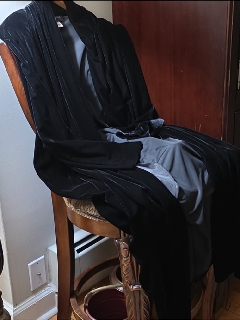Copy Noir velvet floor length duster Pocketed Mint cond vintage JS Collectiond